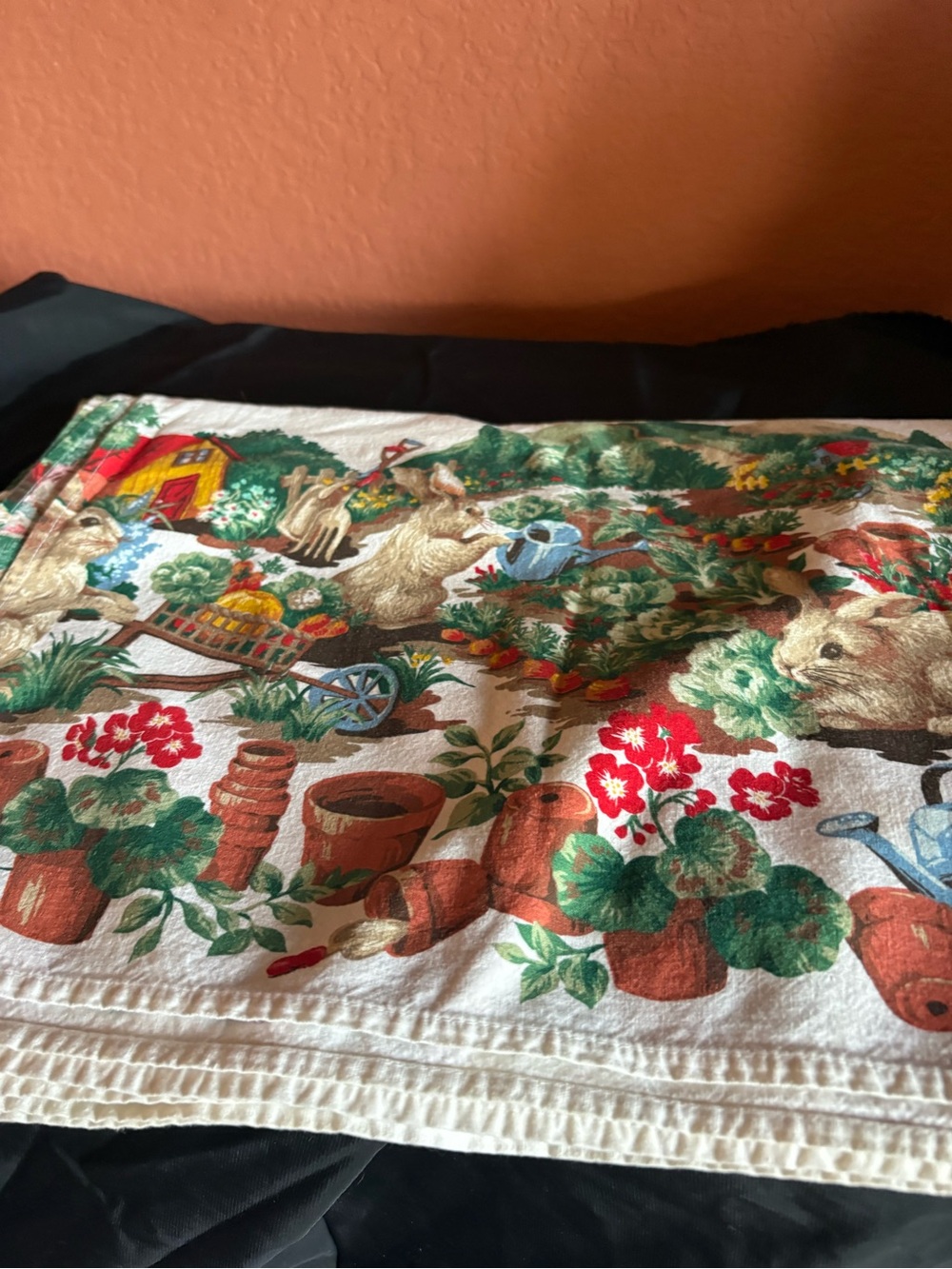 Wilton Easter tablecloth and 8 napkins